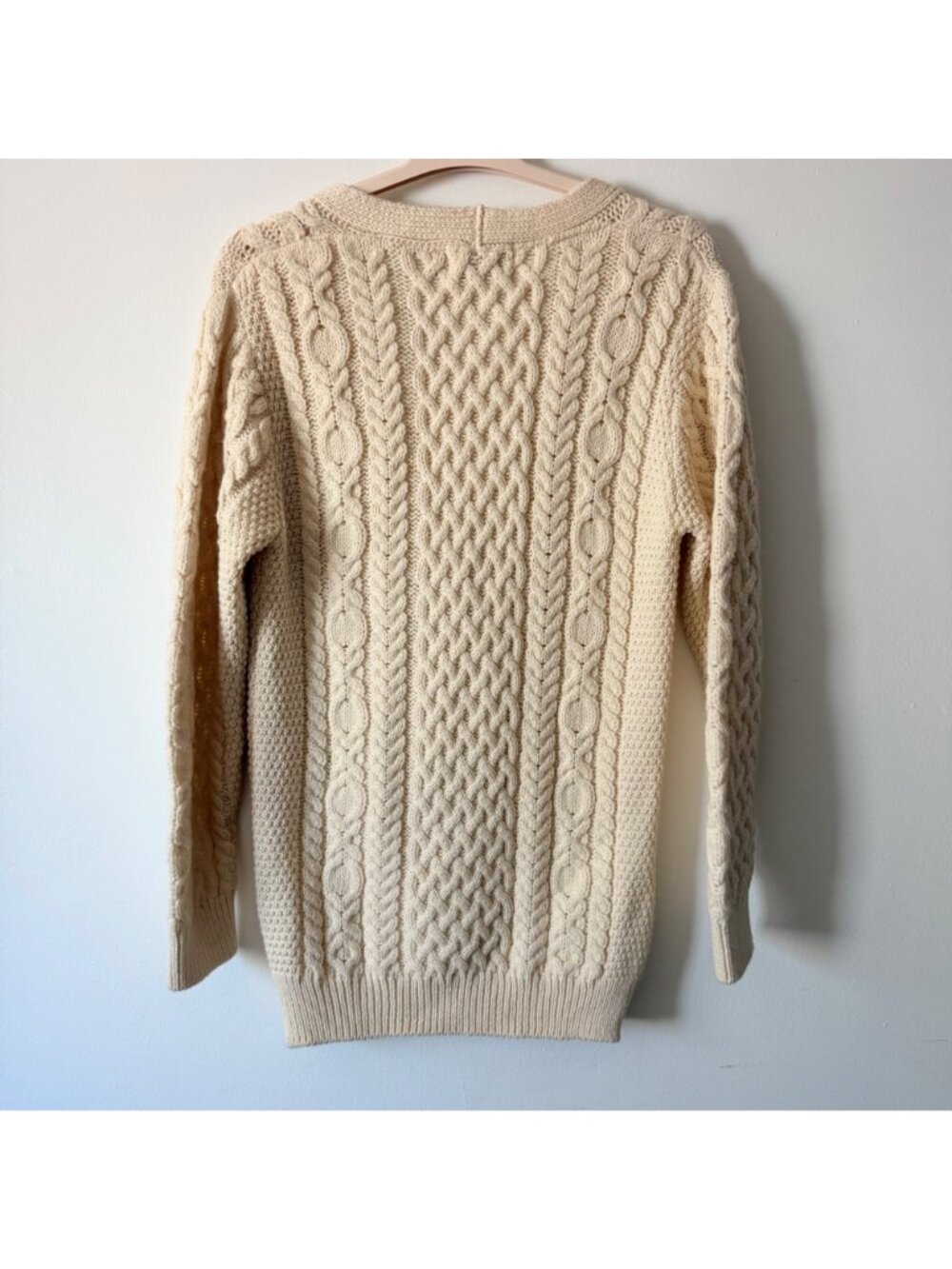 Vintage Arancrafts Ireland 100% Merino Wool Cable Knit Cardigan Sweater Size M - Picture 3 of 6